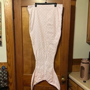 Pottery Barn Kids Pink Mermaid Tail Towel
